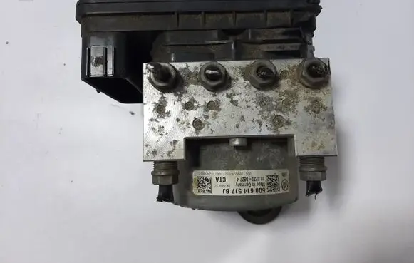 Volkswagen PASSAT B8 ABS Pump 5Q0614517BJ