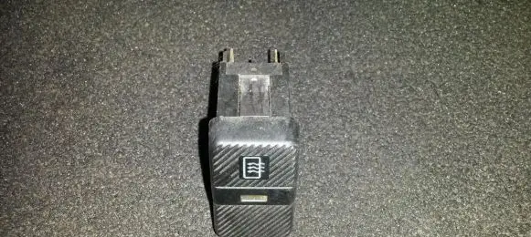Volkswagen PASSAT B3 Windscreen/window heater switch 535959621 Nenustatyta