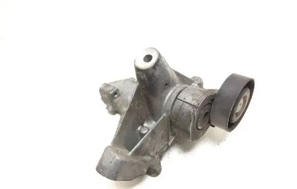 Volvo XC60 Engine mounting bracket 6G9N19D624BC