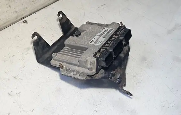 Citroen Berlingo Engine control unit/module 9653958980 0281012619