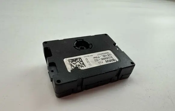 BMW 1 F20 F21 Aerial antenna filter 9226888