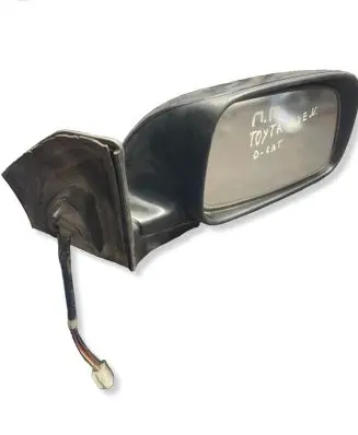 Toyota Avensis T250 Front door electric wing mirror 015829