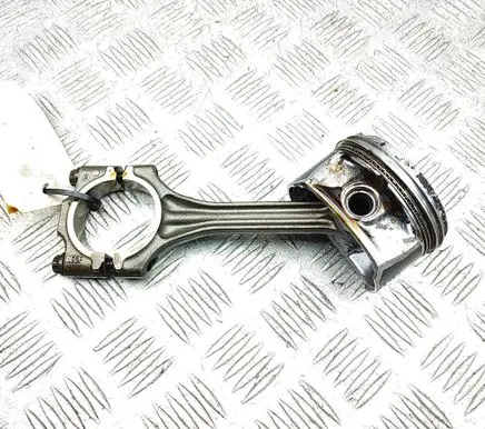 Volkswagen Polo V 6R Piston 03E107103G