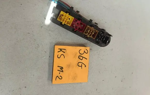Audi A4 S4 B5 8D Other relay 