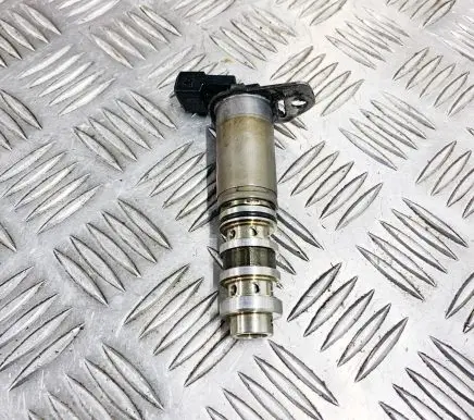 BMW 5 F10 F11 Turbo solenoid valve 7561265