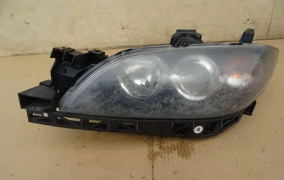 Mazda 3 I Headlight/headlamp