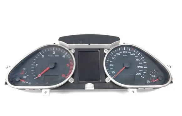 Audi A6 S6 C6 4F Speedometer (instrument cluster) 4F0920900N 4F0910900A