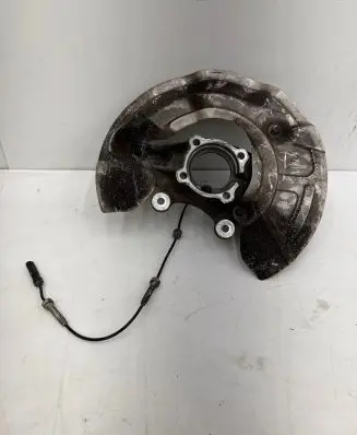 BMW M4 F82 F83 Front wheel hub 228400105