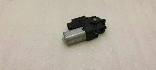 Mercedes-Benz S W221 Folding roof motor A2168200042