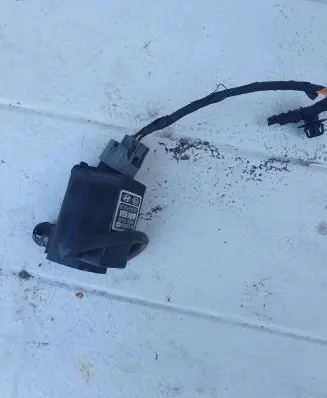 Subaru Forester SH Windshield washer spray nozzle 
