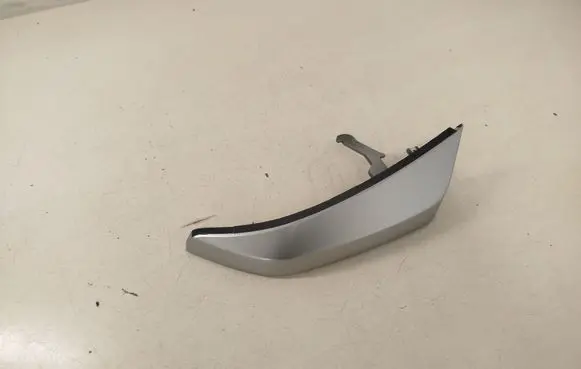 Nissan Navara D23 Panel trim 684214JA0A 684S24JA0A