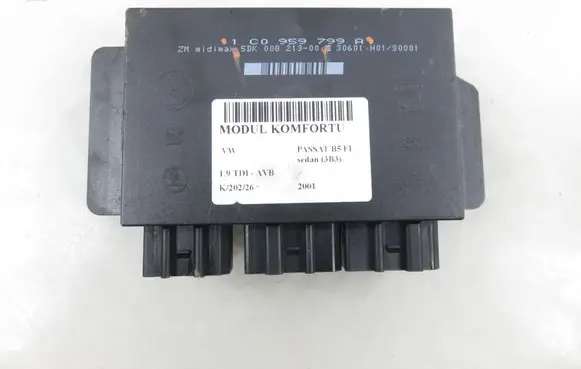Volkswagen PASSAT B5.5 Central body control module 5DK00821300 1C0959799A