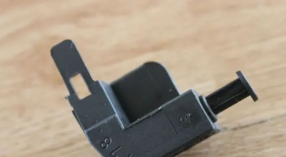 Volkswagen Sharan Hand parking brake sensor 1H0947561A