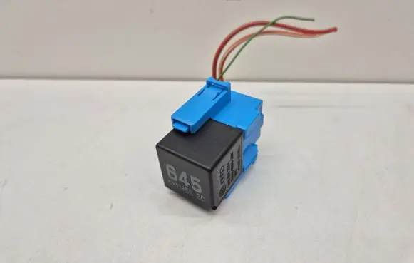 Audi Q3 8U Other relay 4H0951253A