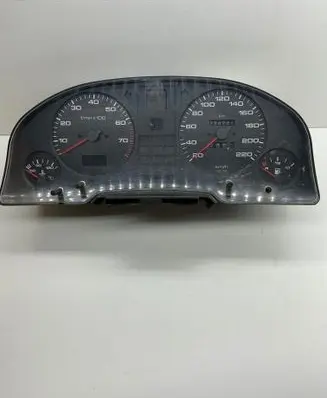 Audi 80 90 S2 B4 Speedometer (instrument cluster) 893919067