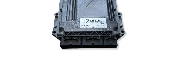 Nissan Qashqai Engine control unit/module 23710BB58E 0281019035