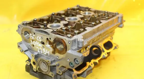 Audi A4 S4 B6 8E 8H Engine head 