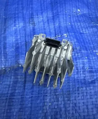 DS Automobiles 7 Crossback Headlight part 140800457500 P1900850