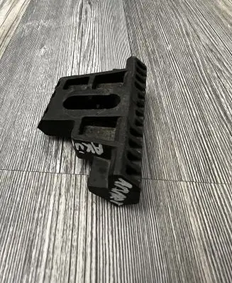 Fiat 500 Abarth Battery bracket 