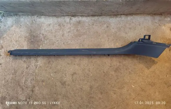 Audi TT Mk1 Front sill trim cover 8N8853906