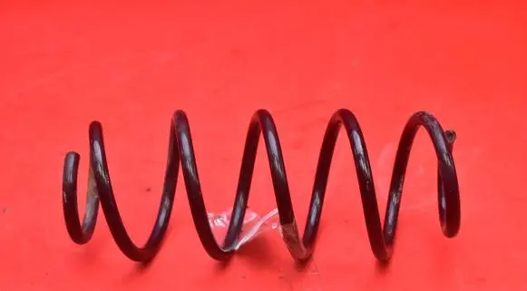 Toyota Yaris Rear coil spring