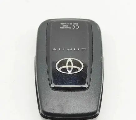 Toyota Camry VIII XV70 Ignition key/card 8990433720