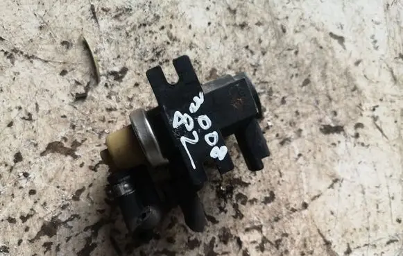 Peugeot 3008 I Valve vacuum 9672875080