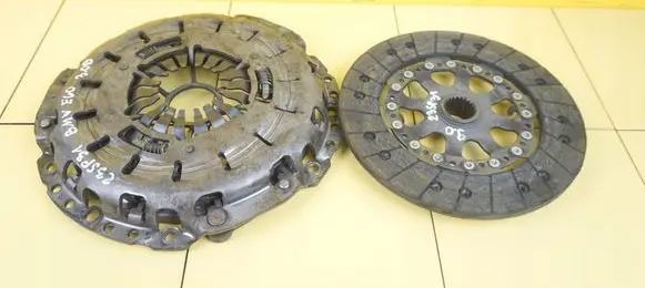 BMW 5 E60 E61 Clutch set kit N53B30A SPRZEGLO