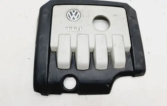 Volkswagen PASSAT B6 Engine cover (trim) 03G103925C 03G103925