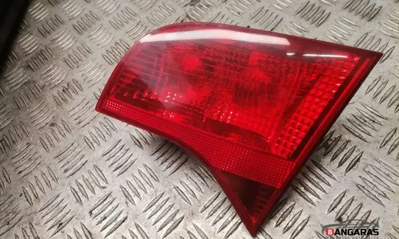 Audi A4 S4 B7 8E 8H Tailgate rear/tail lights 8e9945094