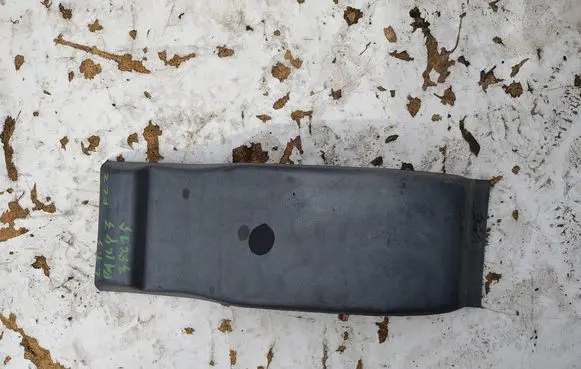 Iveco Daily 35 - 40.10 (B) pillar trim (bottom) 