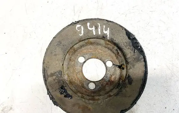 Volkswagen Jetta II Water pump pulley 