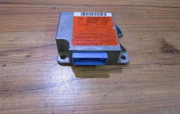 Mazda 626 Airbag control unit/module ge4t57k30c