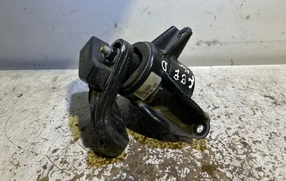 KIA Ceed Engine mount bracket 21810A5200