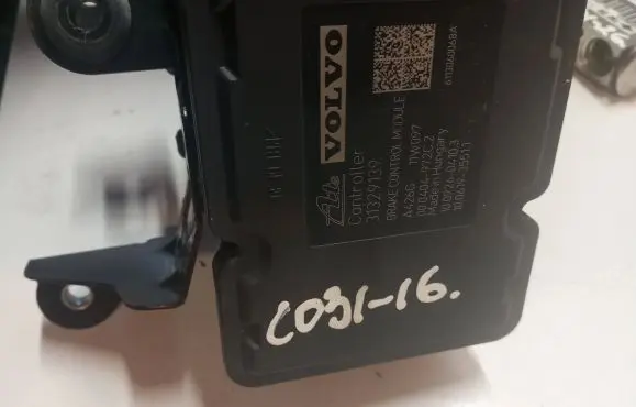 Volvo XC60 ABS Pump 31329139 11W097 A426G