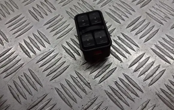 Opel Zafira A Front door window switch trim 90561086