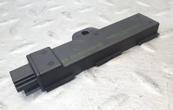 BMW 5 F10 F11 Airbag deployment crash/impact sensor 9220832 6520922083202 922083202