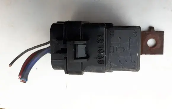 Chrysler Town & Country V Other relay 56007078