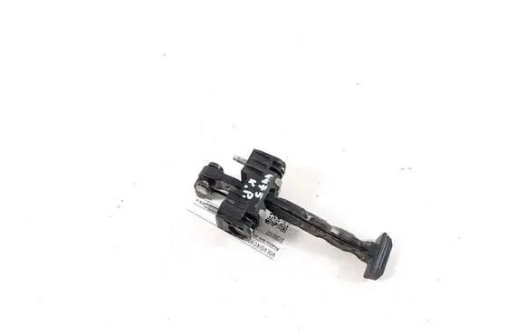 Volvo XC90 Front door check strap stopper 31395137