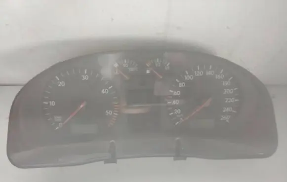 Volkswagen PASSAT B5.5 Speedometer (instrument cluster) 3B0920822A 0263623024 412600039