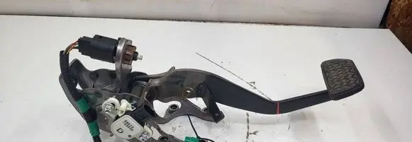 Toyota Yaris Brake pedal 8951033030
