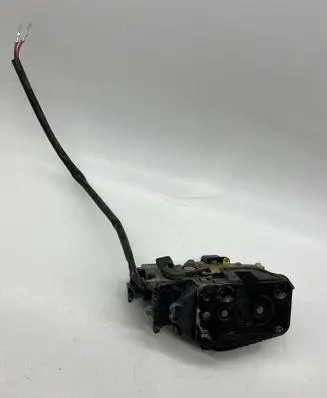 Mazda Xedos 6 Front door lock 152800