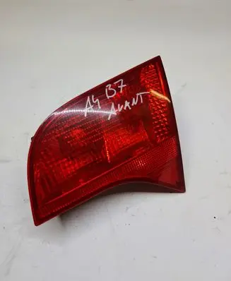 Audi A4 S4 B7 8E 8H Tailgate rear/tail lights 8E9945094