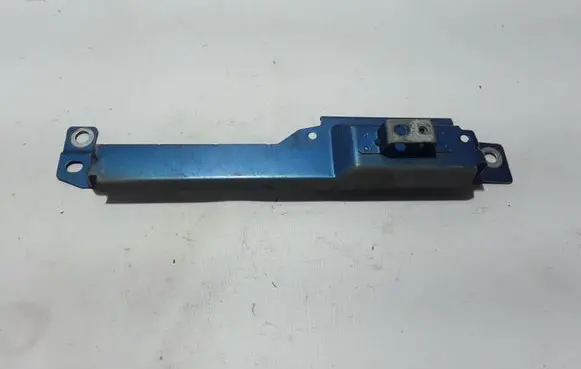 Volvo XC60 Fender mounting bracket 31424580