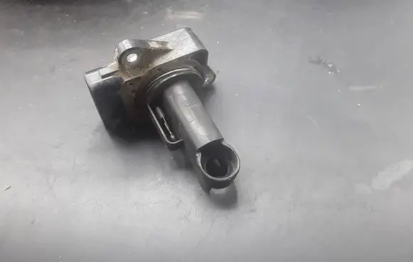 Mitsubishi L200 Mass air flow meter MR547077 VN1974004030F