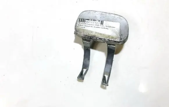 Rear bumper row hook cap/cover