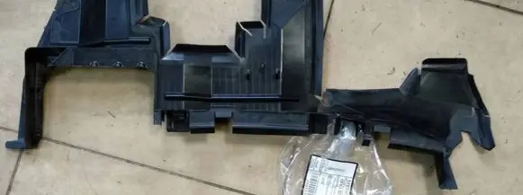 Audi Q5 SQ5 Intercooler air guide/duct channel 8R0121284L NE41944