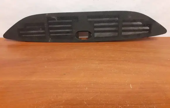 Mercedes-Benz C W203 Dash center air vent grill 3C0819153B 05707000