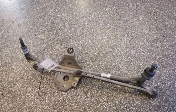 Front wiper linkage