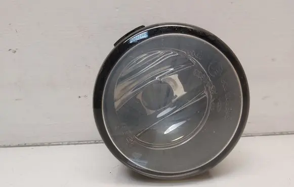 Nissan Juke I F15 Front fog light 261508992B